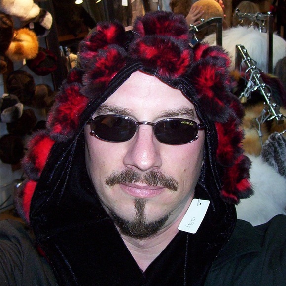 Meet your Posher, Ken - Picture 2 of 8